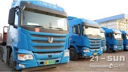 每公里節(jié)省2元！聯(lián)合卡車純電動重卡在江蘇盛放，道路普貨運輸未來可期